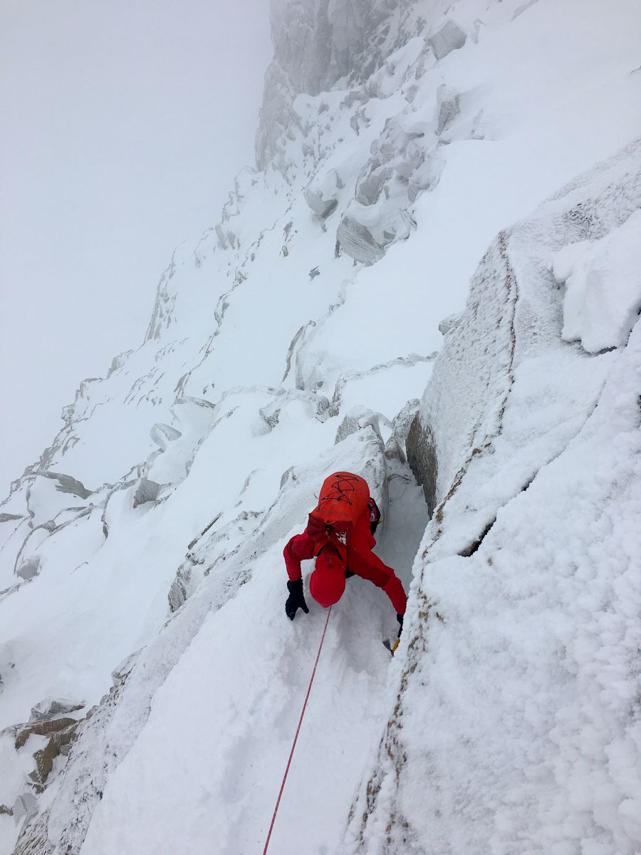 chamonix, alpinism,course,,ice climbing,alpinisme,mountainguide,guide haute montagne,mixed climbs, icefall, beginner course, mont blanc, aiguille verte, ski, ski tour