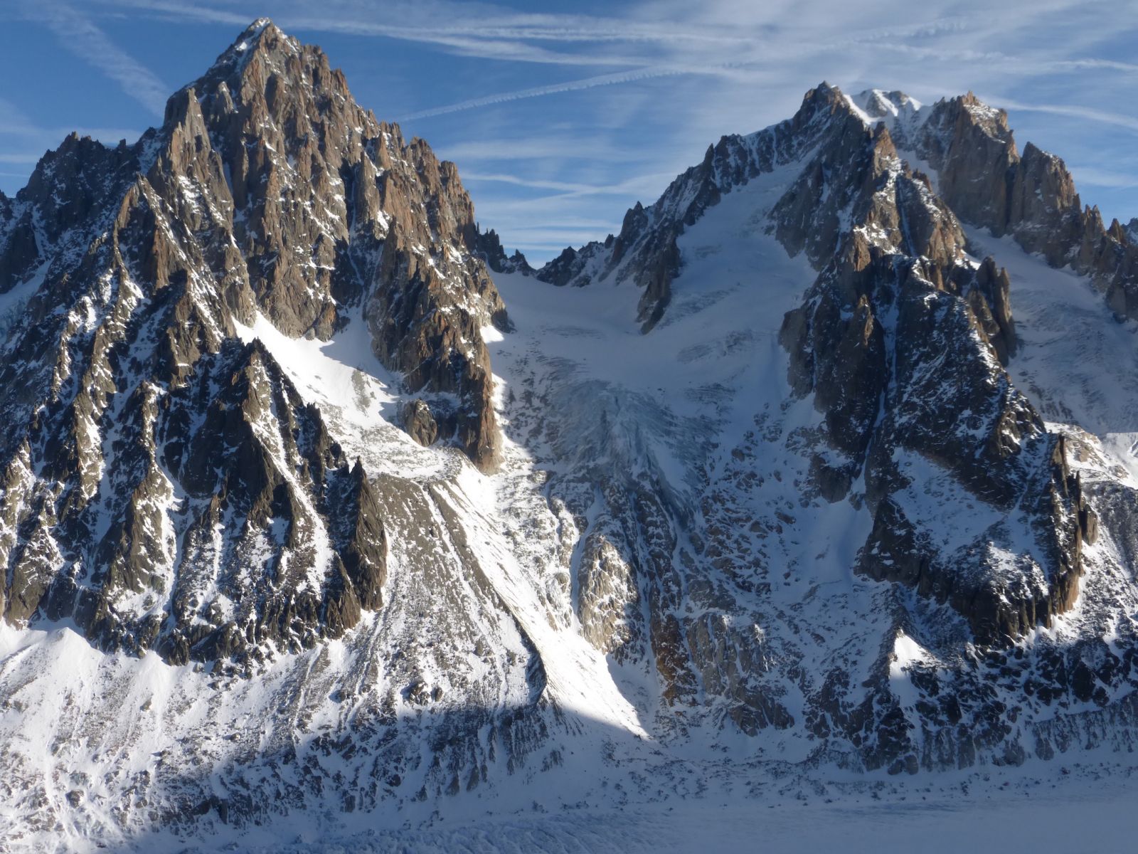 mont blanc,chamonix,alpinism,chardonnet,mountainguide,ski,iceclimbing,guide haute montagne, cascade glace