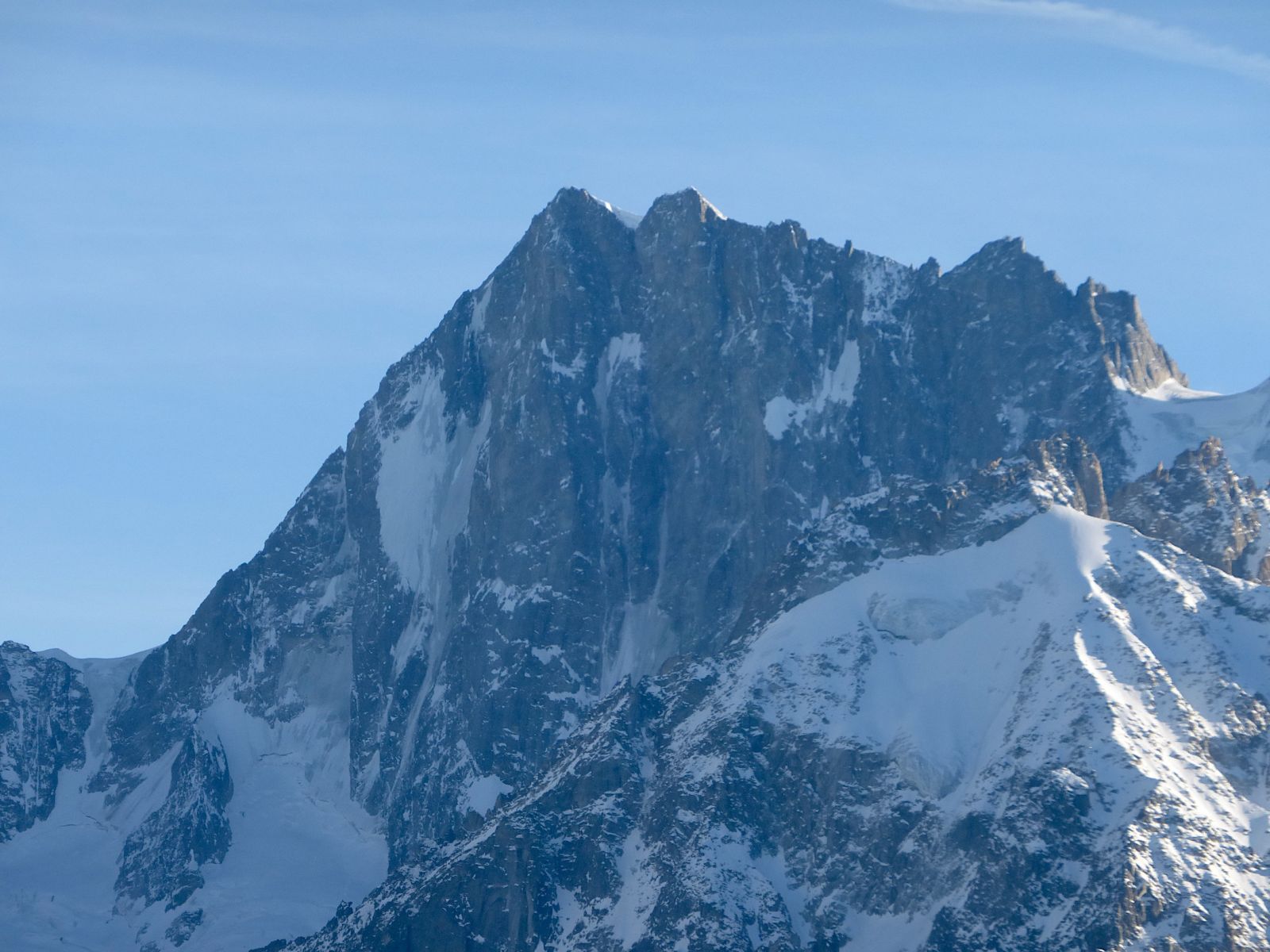 mont blanc,chamonix,alpinism,jorasses,mountainguide,ski,iceclimbing,guide haute montagne, cascade glace