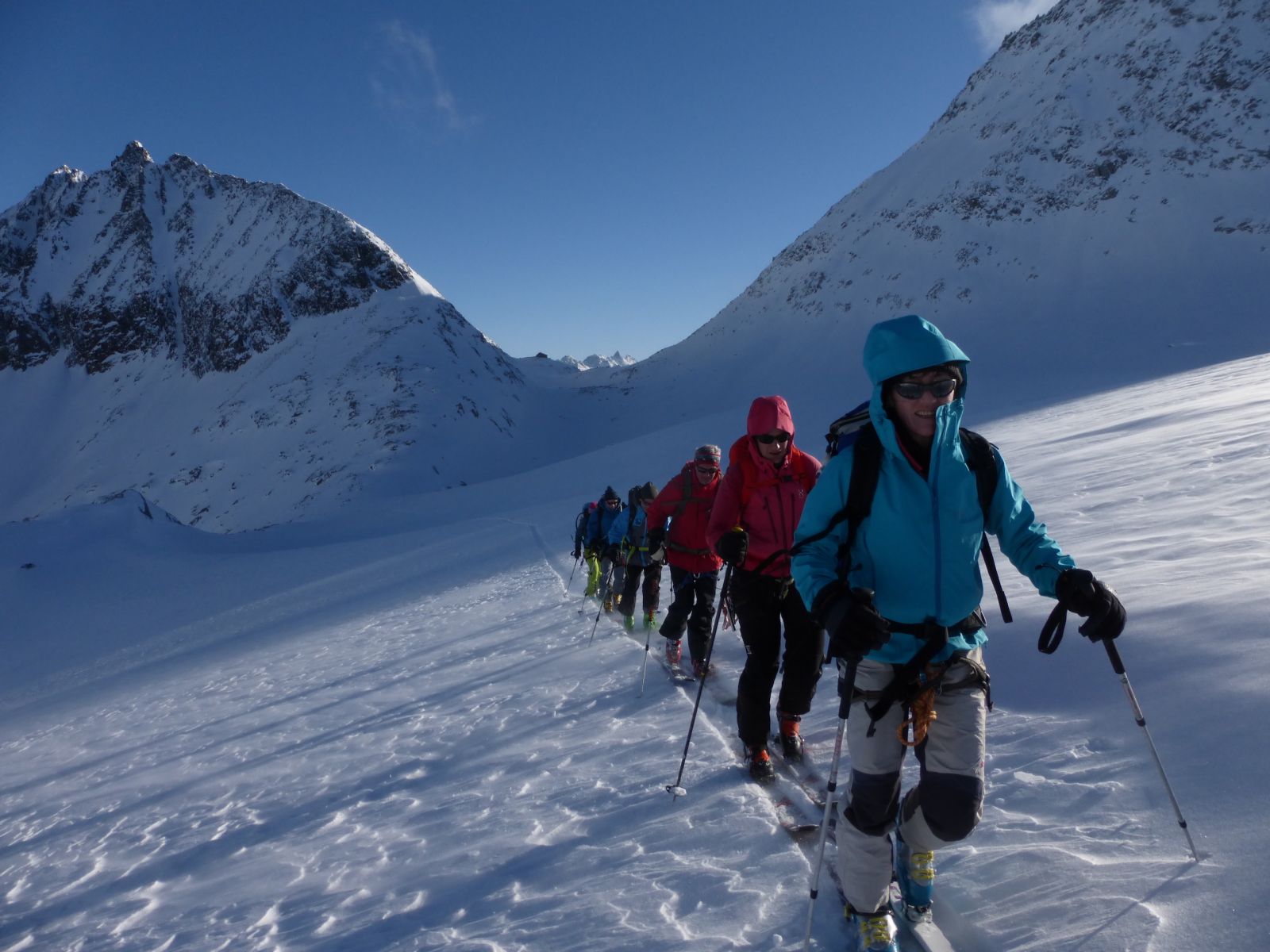 klausenpass,oberwald,uri,skitouring,adermatt,mountainguide,oberalppass,raid à ski, ski de rando,guide haute montagne, freeride,ski,snow,refuge,rotondo,oberalpstock,maighelshutte