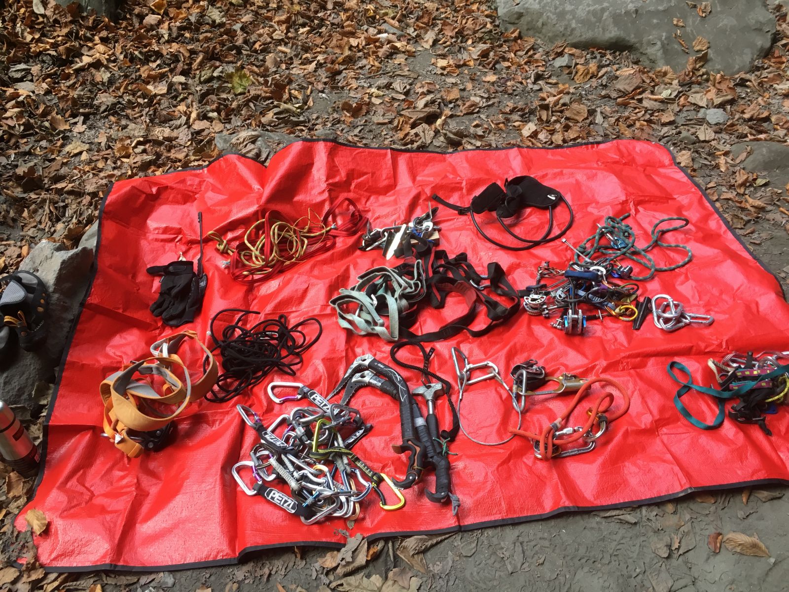 dry tooling,chamonix,iceclimbing,aid climbing, mont blanc, mountain,gully,mountainguide,couloir,snow,neige,glace,cascade de glace,argentiere,guide haute montagne