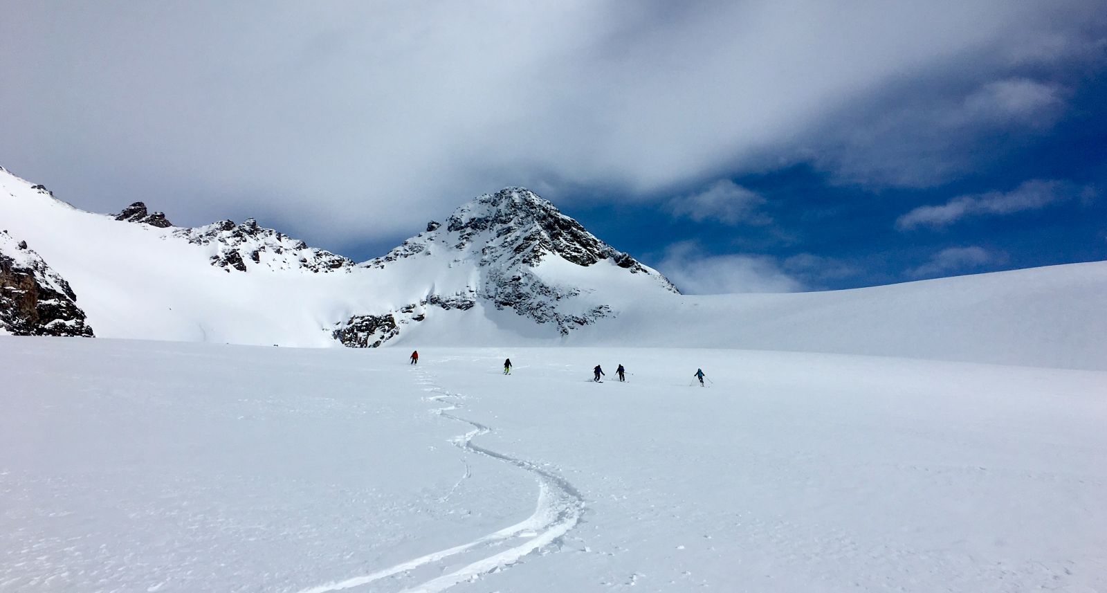 ski, freeride,austria,ski touring, ice climbing, off pist,mountainguide,silvretta,stubai,vorarlberg, klosters,sankt anton, snowpowder,