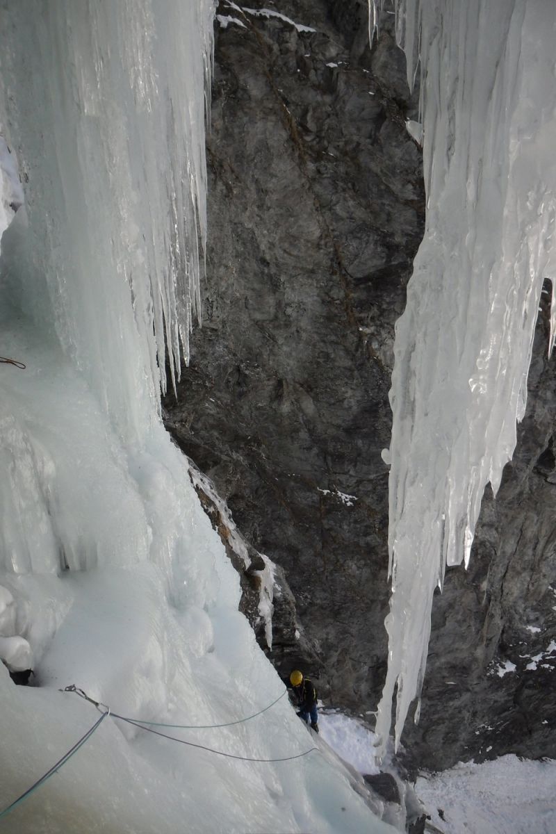 ice,climbing,course,mountain,guide,switzerland,chamonix,iceclimbing,beginner, intermediate,cascade ,glace,guide,haute ,montagne,chamonix,verbier,suisse,kandersteg,stage,cascade
