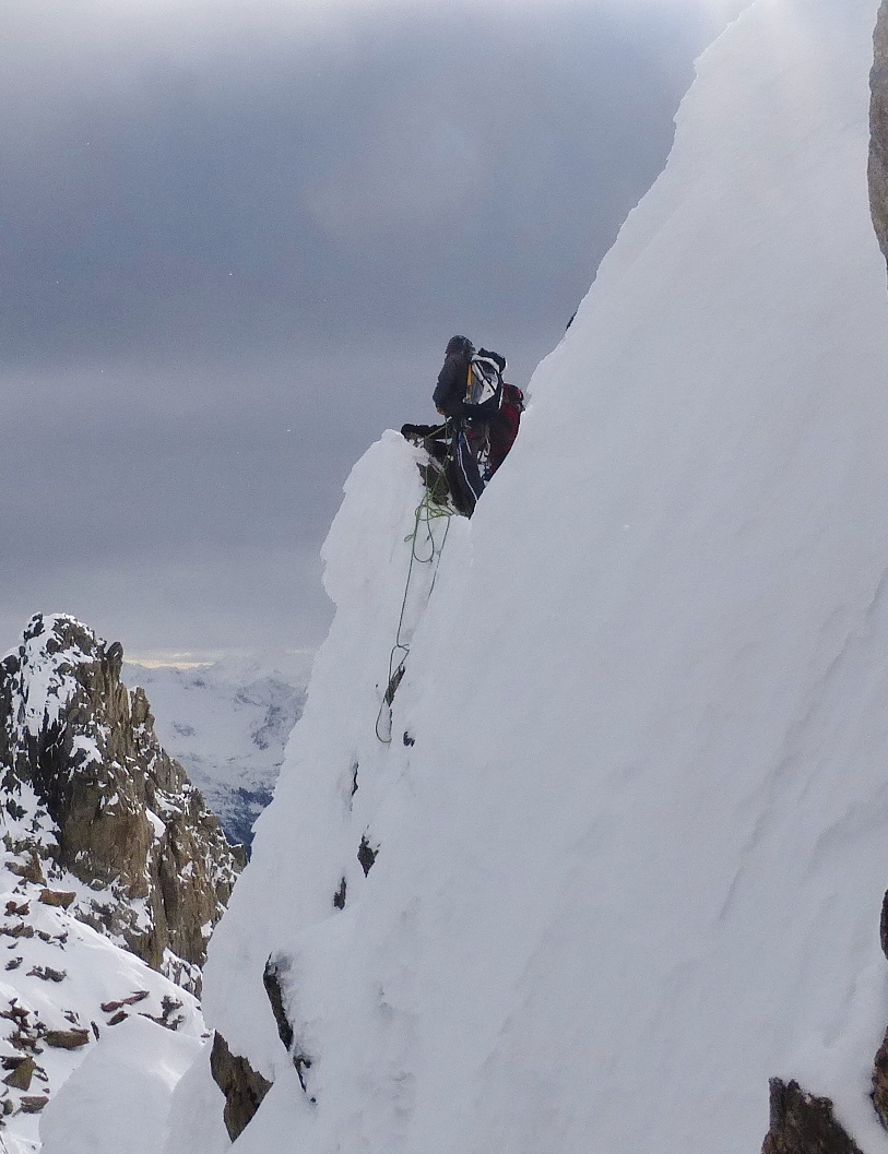 stage,alpinisme,debutant,montagne,coursenmarbrées,aiguille,cascade,glace,guide,haute,montagne,winter,mountaineering,course,mountain,guide,mountainguide,iceclimbing,alpinism,gullies,chamonix,courmayeur,