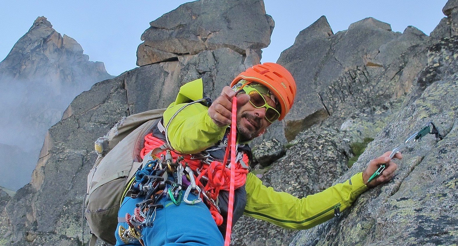 arete,des,papillons, arete des papillons, peigne,escalade,chamonix,granit,classique, guide,haute,montagne,plan,aiguille,mont,blanc,rock,climbing,butterflies,ridge,granit,classic,moderate,climbing,course,mountain,guide