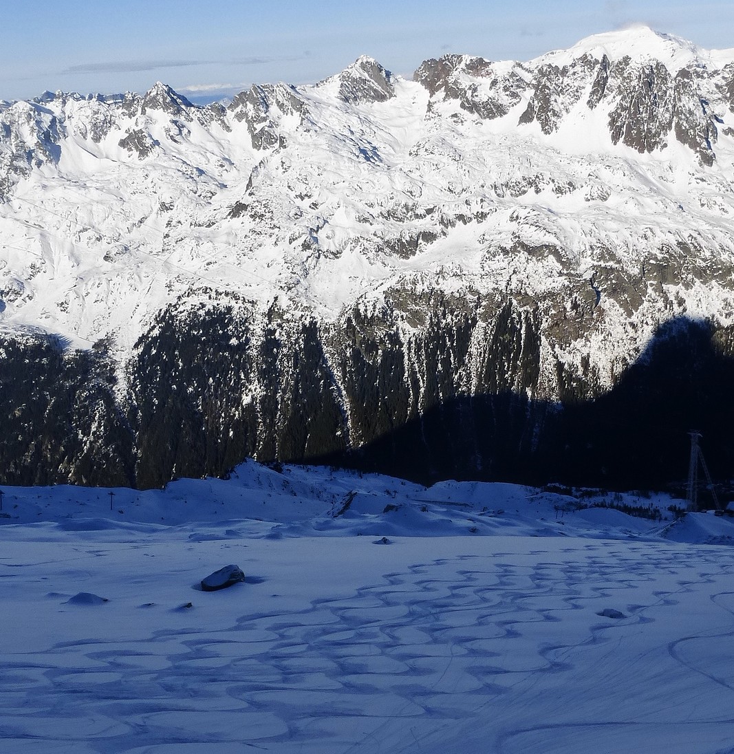 chamonix,grands montets,decembre 2015,ski,freeride,alpinisme,climbing,mountain,off piste,ice climbing,guide haute montagne,snowborad,mountain guide