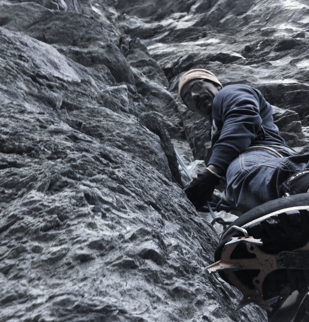 ice,climbing,dry,tooling,cascade,glace,guide,montagne,mountain,guide,iceclimbing,course,stage,cascade