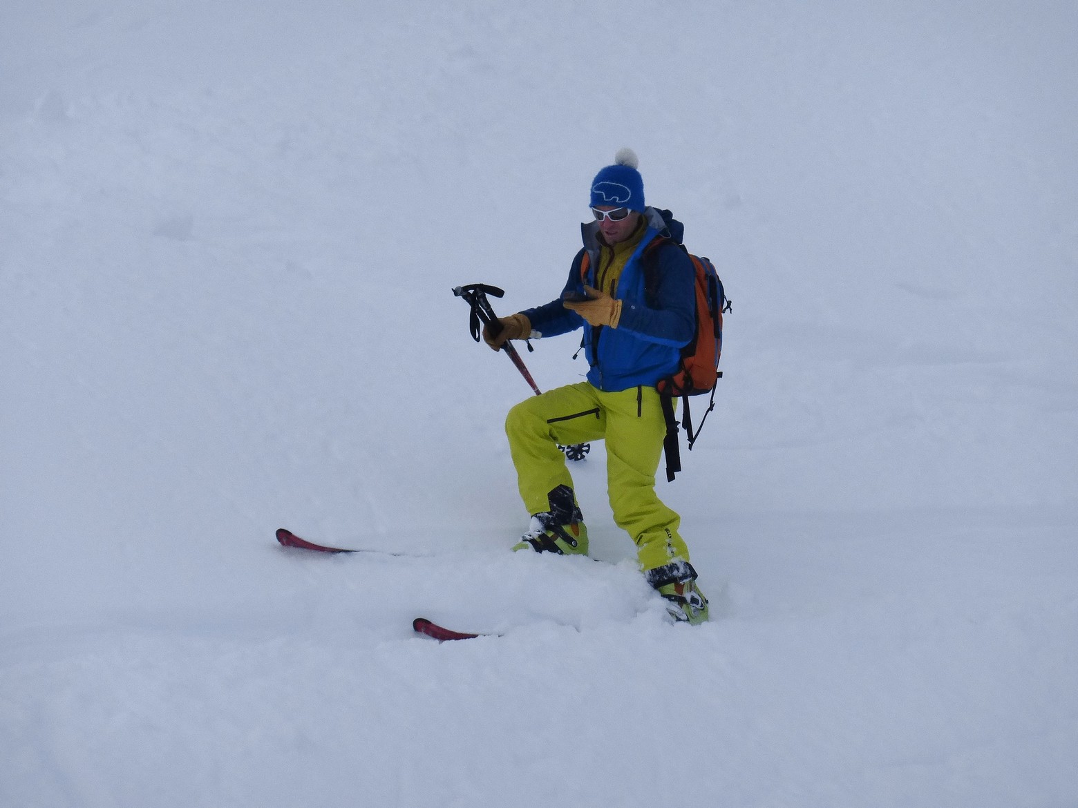 avalanche,training,chamonix,off piste,freeride,security,mountainguide,mountain,guide,rescue,exercice,avalanche,arva,secours,montagne,stage,guide,haute,montagne,ski,hors piste,randonnée,ski de rando,mont blanc,philippe collet
