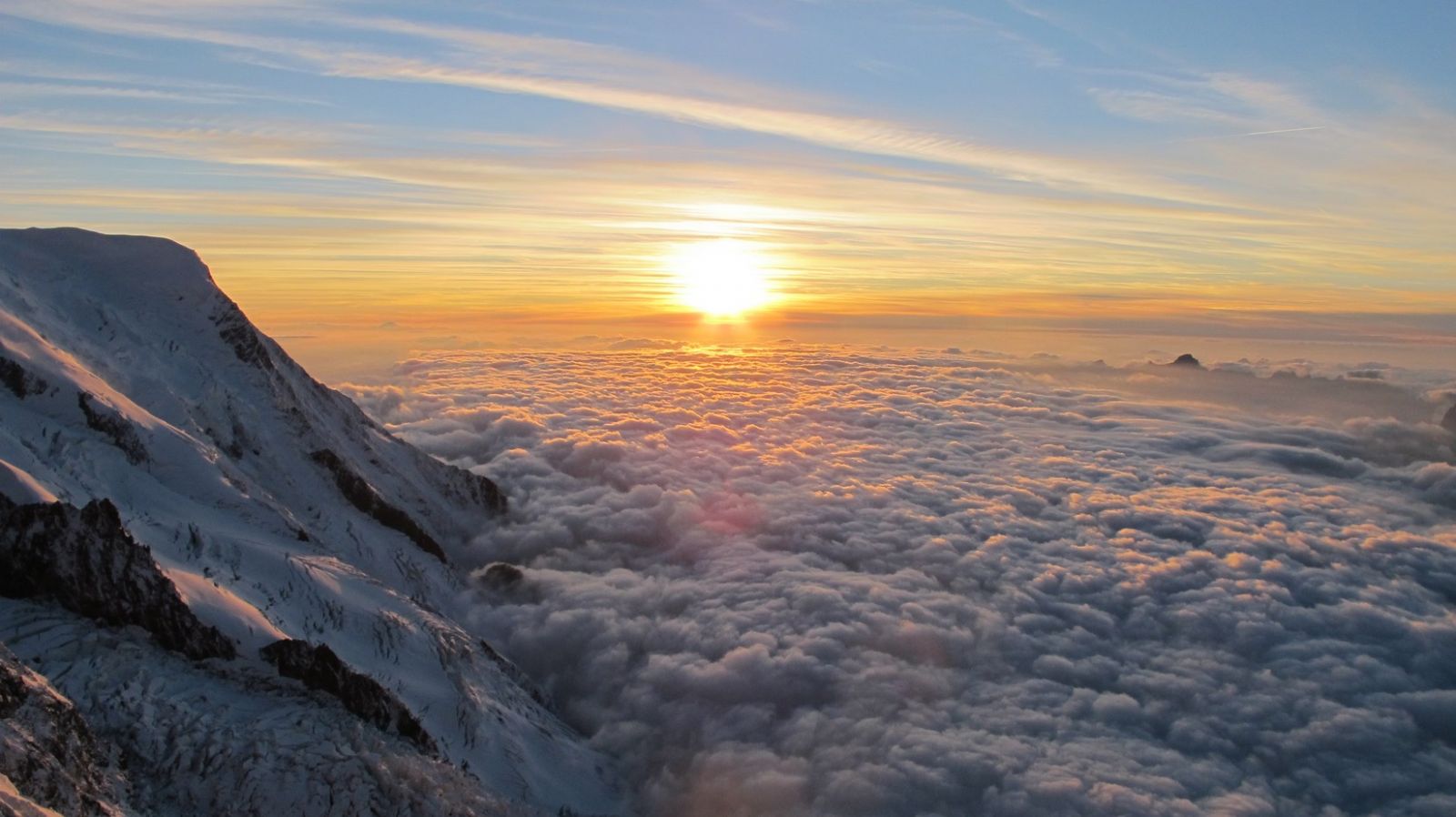 fil d'ariane,combe,maudite,chamonix,goulotte,cascade,glace,stage,alpinisme,guide,haute,montagne,ice,climbing,iceclimbing,mountain,guide,mountainguide,ice,course