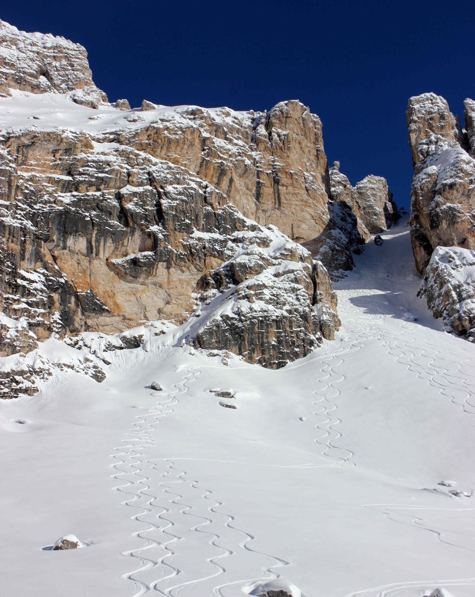 ski tour dolomites, philippe collet ,mountain guide, marmolada, san martino di Castrozza, sella towers, Fanes,col de Lech, Cortina d'ampezzo,Freeride