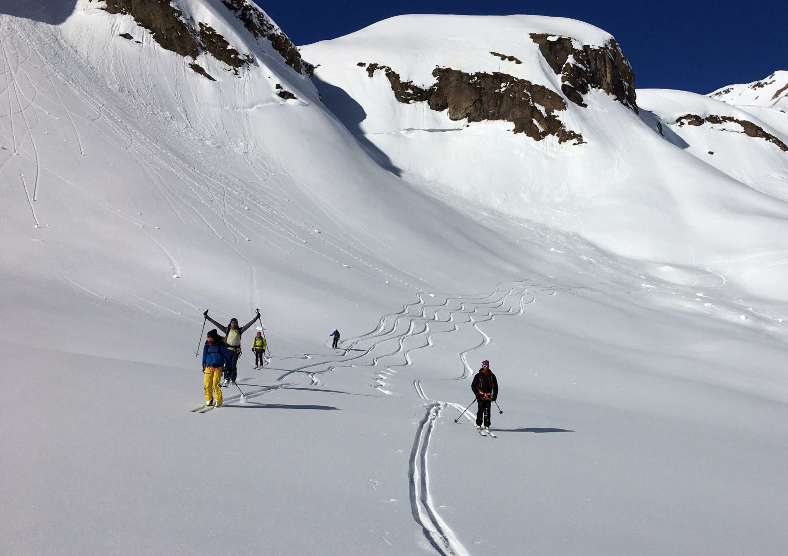 raid ski, tessin, simplon,alpe devero,margaroli,punta arbola,blinnenhorn, val formazza, capanna corno gries, guide montagne, ski de randonnée