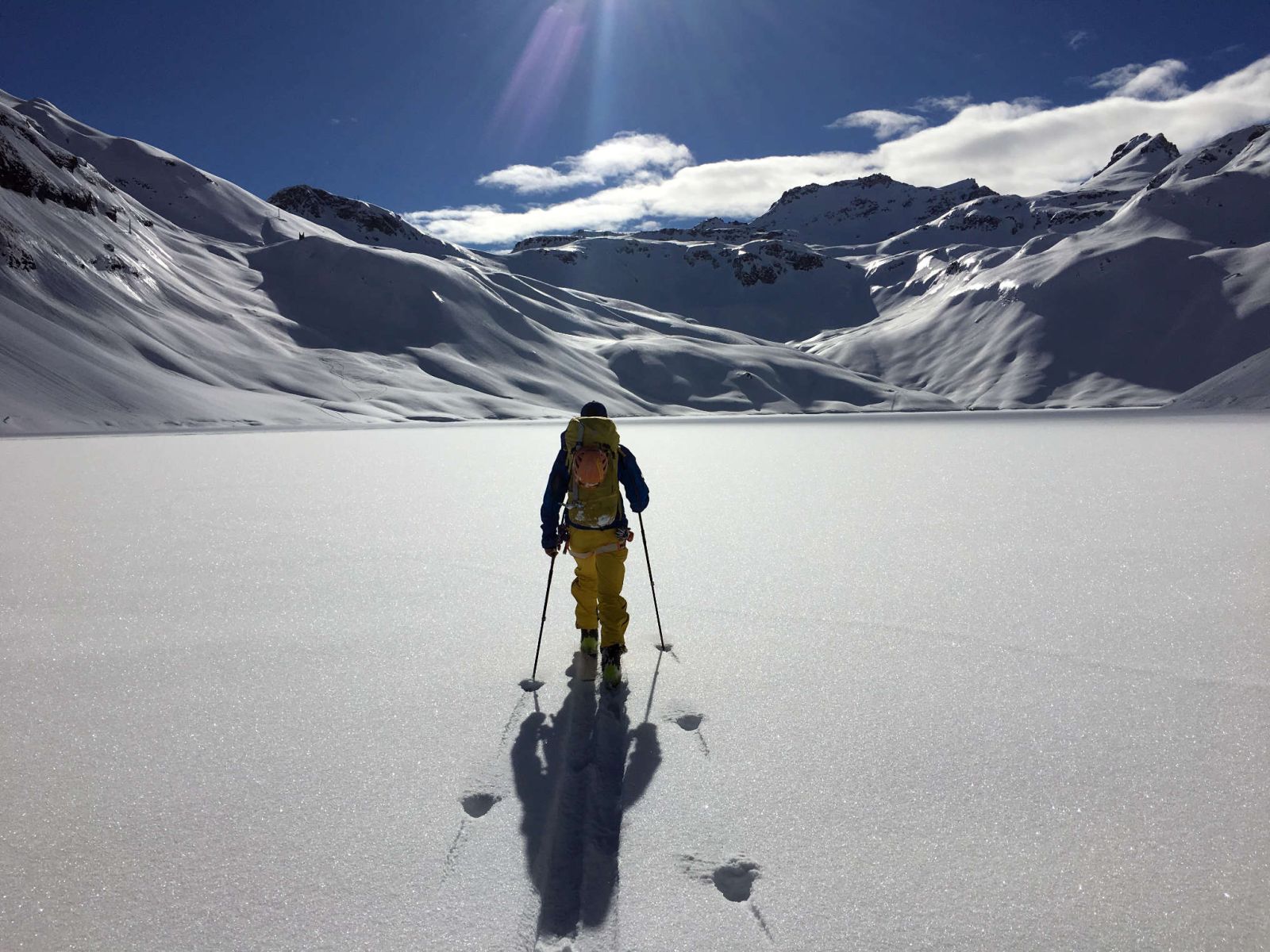 ski tour, ticino, simplon pass, alpe devero, margaroli hut, punta d'arbola, blinnenhorn, capanna corno gries, mountain guide, ski trip, skinning