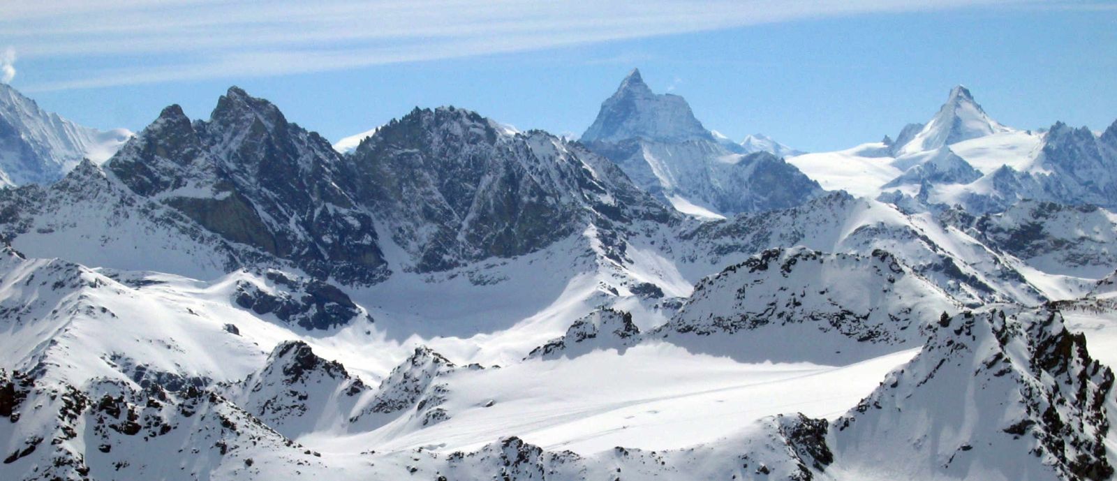 ski tour,Haute route, Grande Lui, mountain guide, Chamonix-zermatt,argentiere, col chardonnet,la fouly, vignettes hut, grand combin, pigne arolla, zermatt, cervin, ski touring