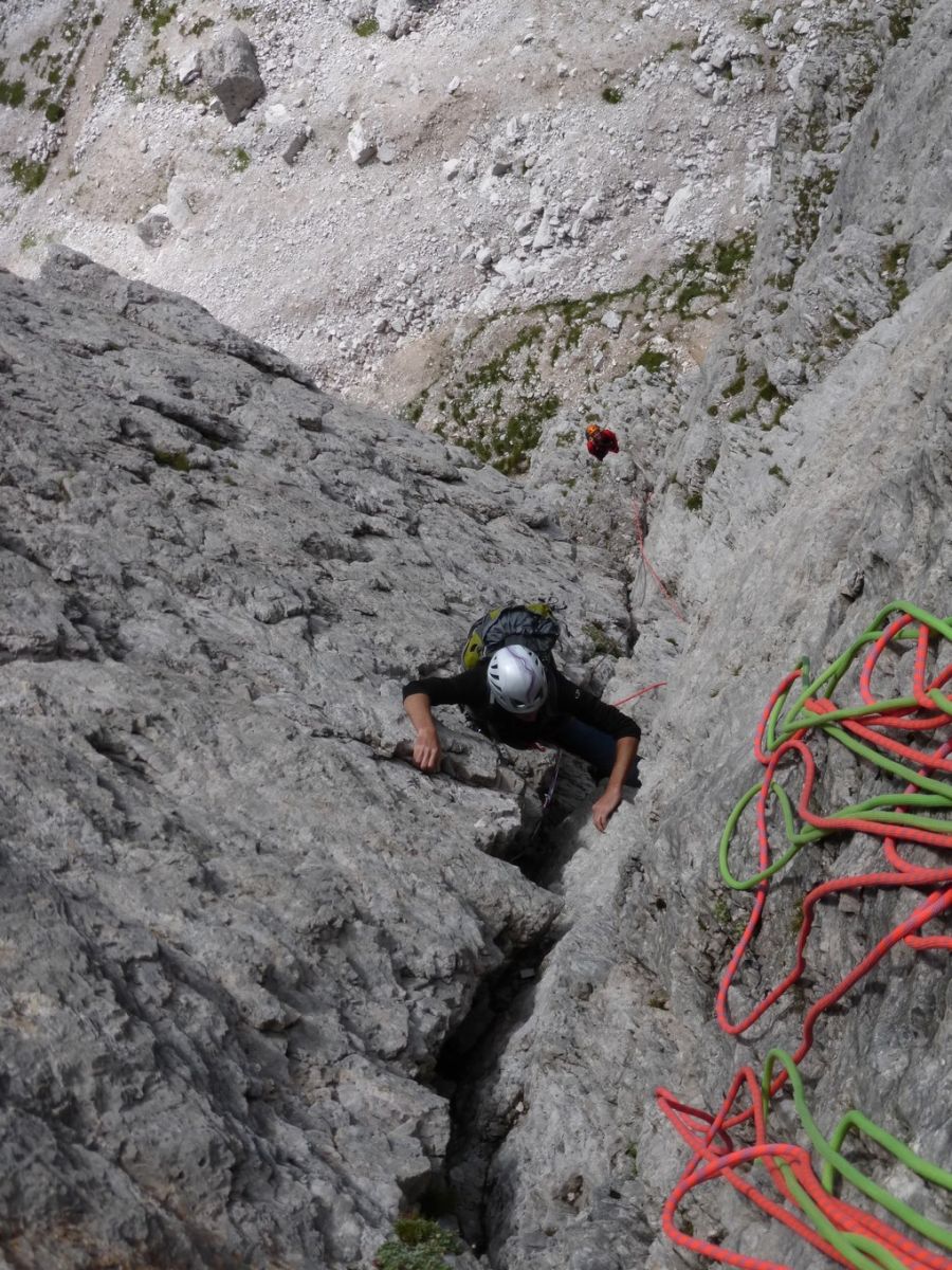 dolomites,escalade,canazei,,sassolungo,guide,haute,montagne,mountain,guide,rock climbing,climbing,tofanes,pulice,catinacicio,voies,terrain,aventure,classic,route,alta,badia,guide